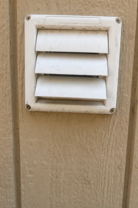 The louvered hood cap Steve installs, straight on — his own photo